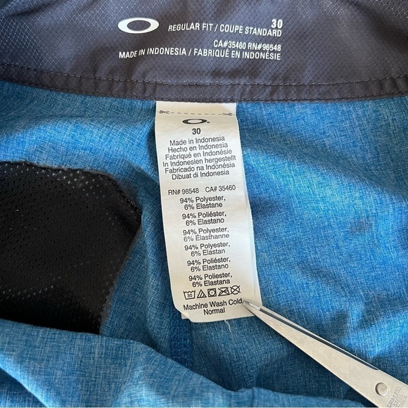 Oakley Boardshorts - Picture 4 of 7